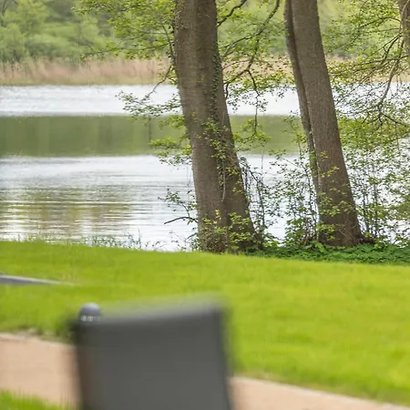 Апартаменты Atempause - Stilvolles Mit Terrasse & Wellness Am Krakower *